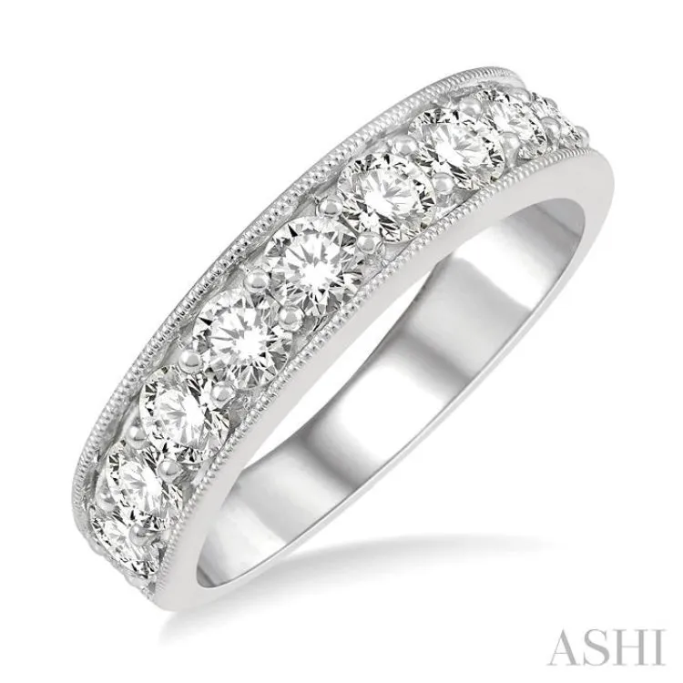 1 1/2 ctw Round Cut Diamond Wedding Band in 14K White Gold