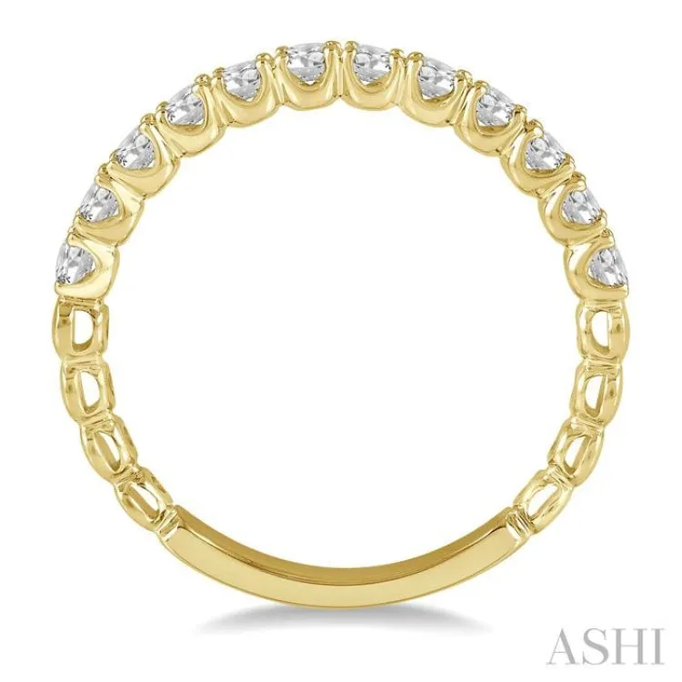 1/2 ctw Lattice Round Cut Diamond Wedding Band in 14K Yellow Gold