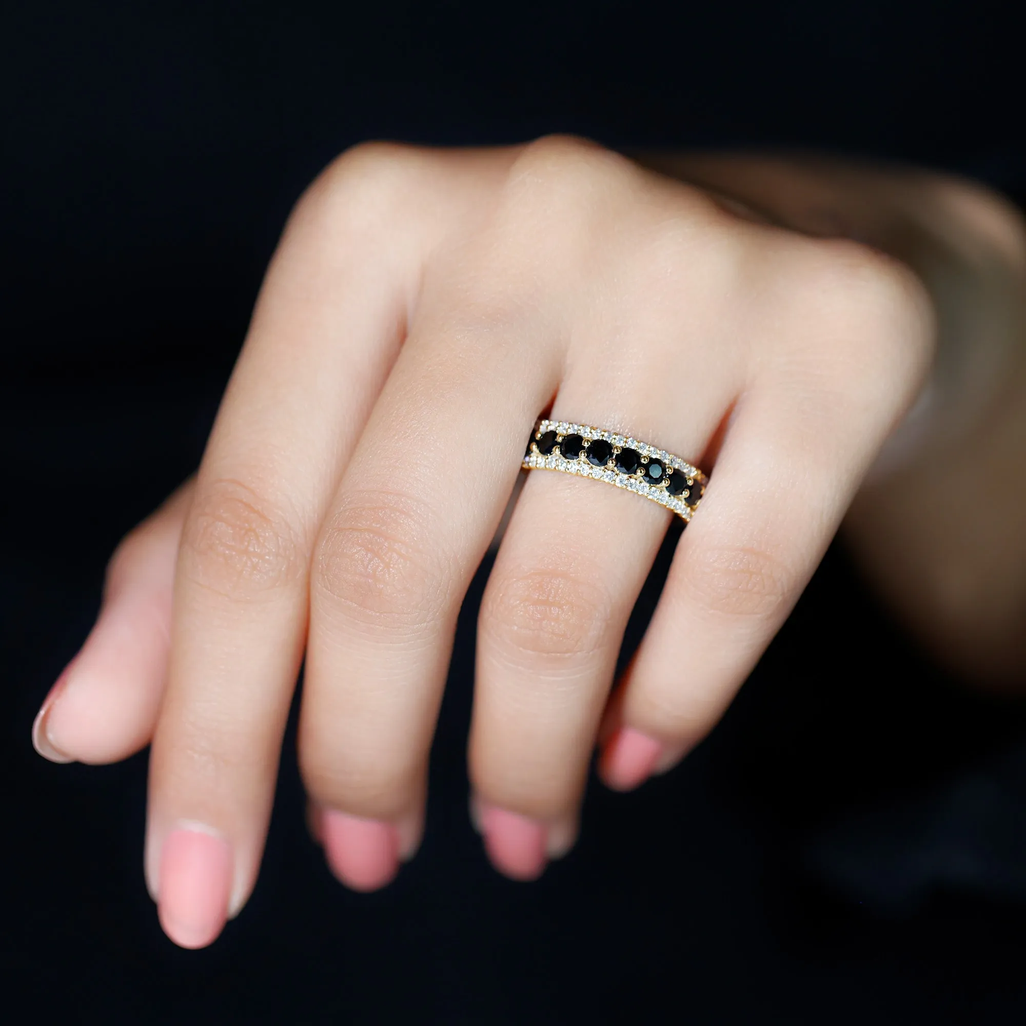 1.75 CT Round Shape Black Spinel and Diamond Classic Band