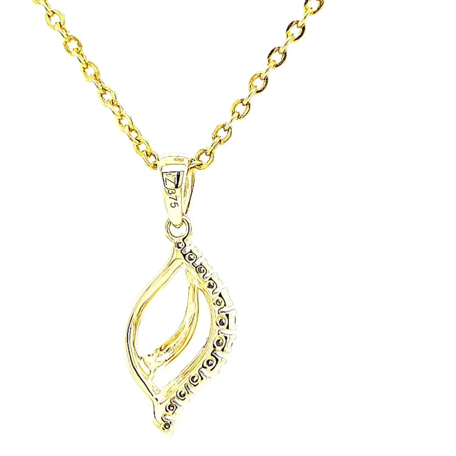 9ct Two Tone Gold with 0.10 Carat tw of Diamond Pendant