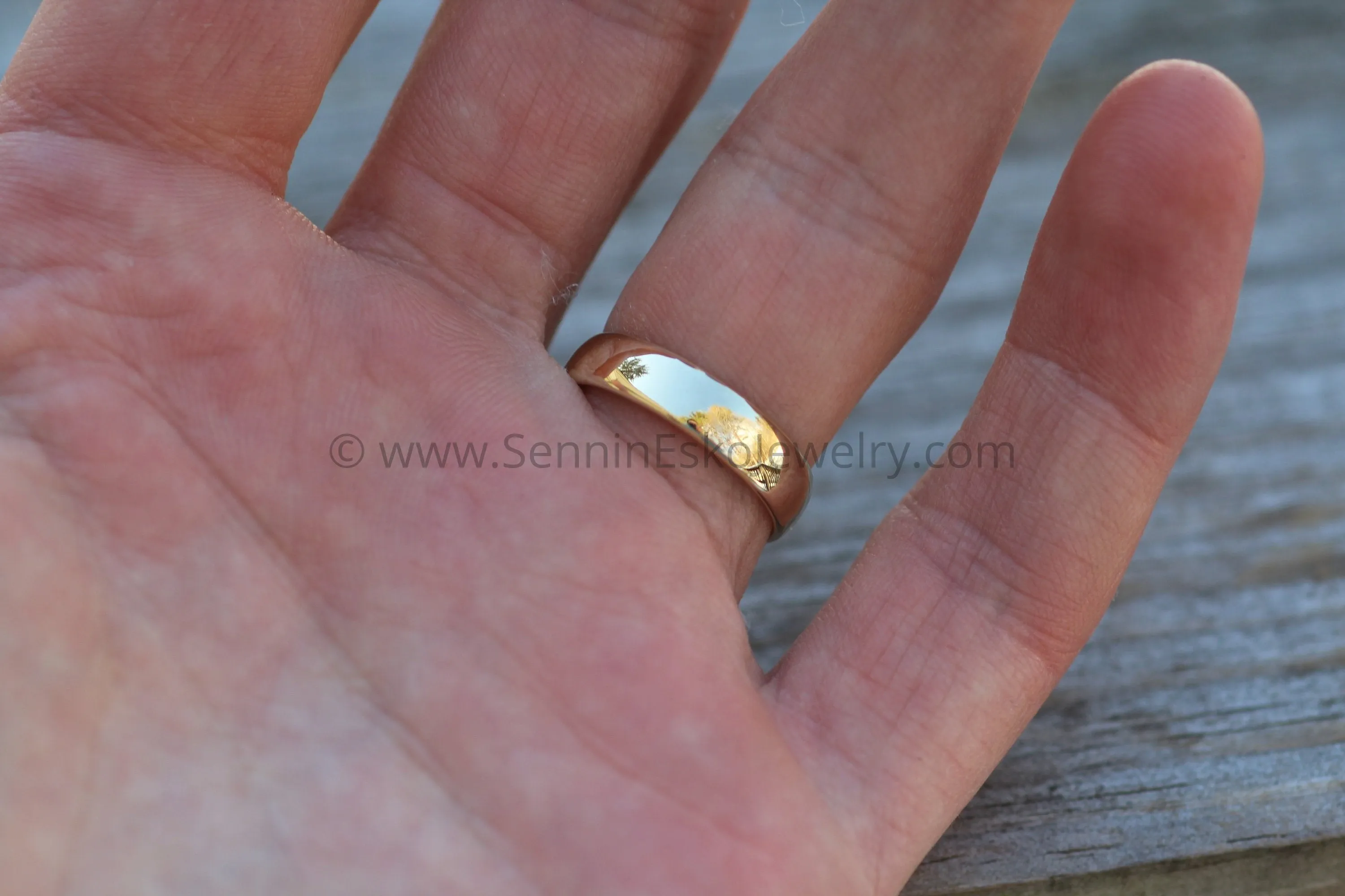 Comfort Fit 14kt Yellow Gold 5x1.4mm Band - Glossy Finish