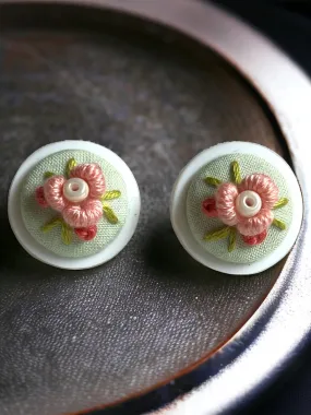 Cosy Daisy, Peridot-Stud Earring