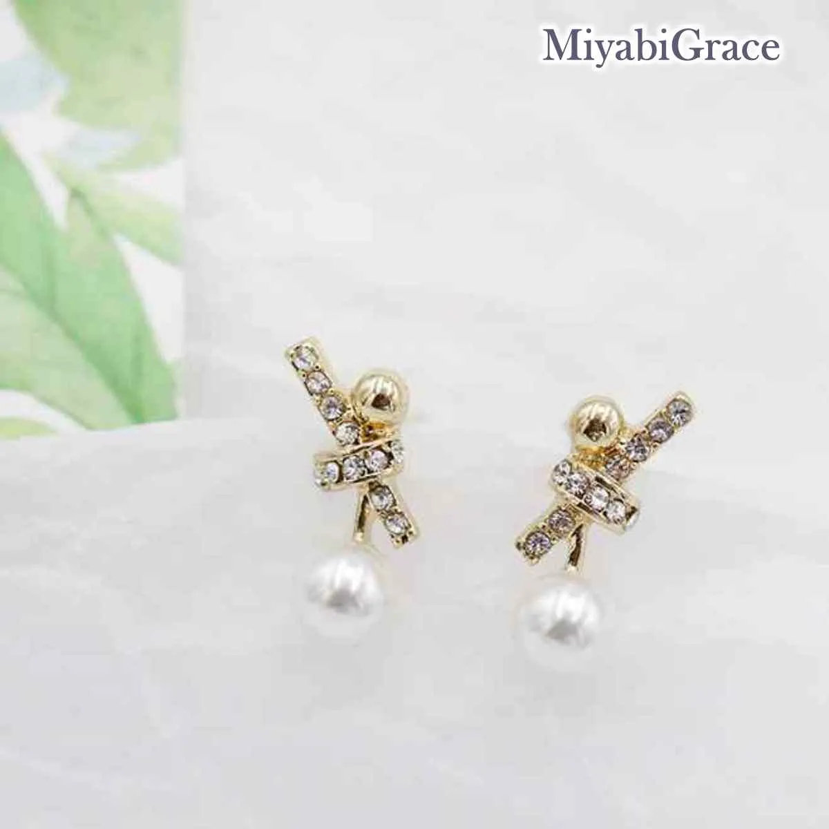 Gold V Crystal Rhinestone & Pearl Invisible Clip On Stud Earrings