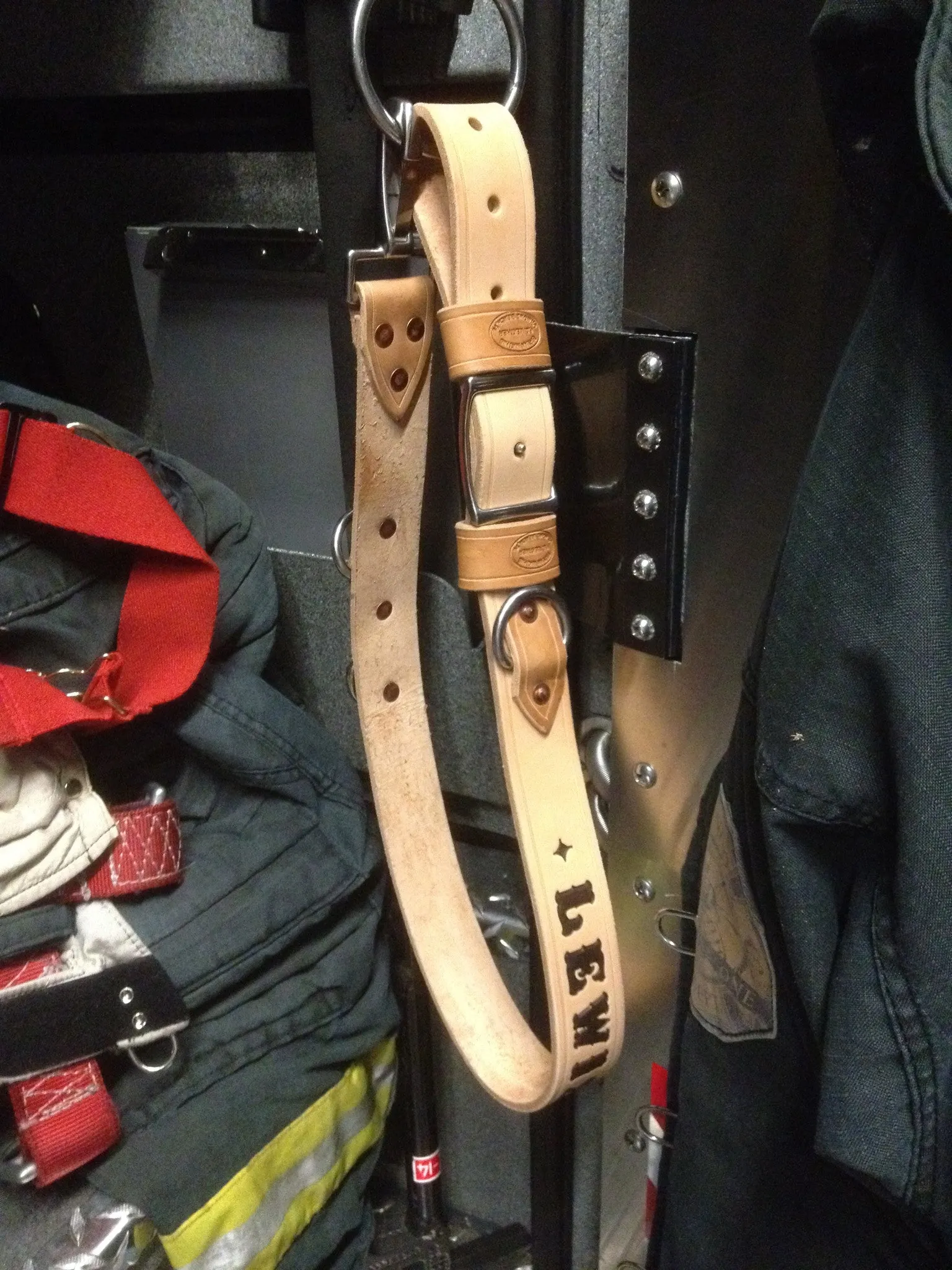 Heavy Duty Leather Truck Belt /Axe Belt