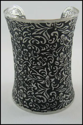 Metal Paisley Cuff Bracelet