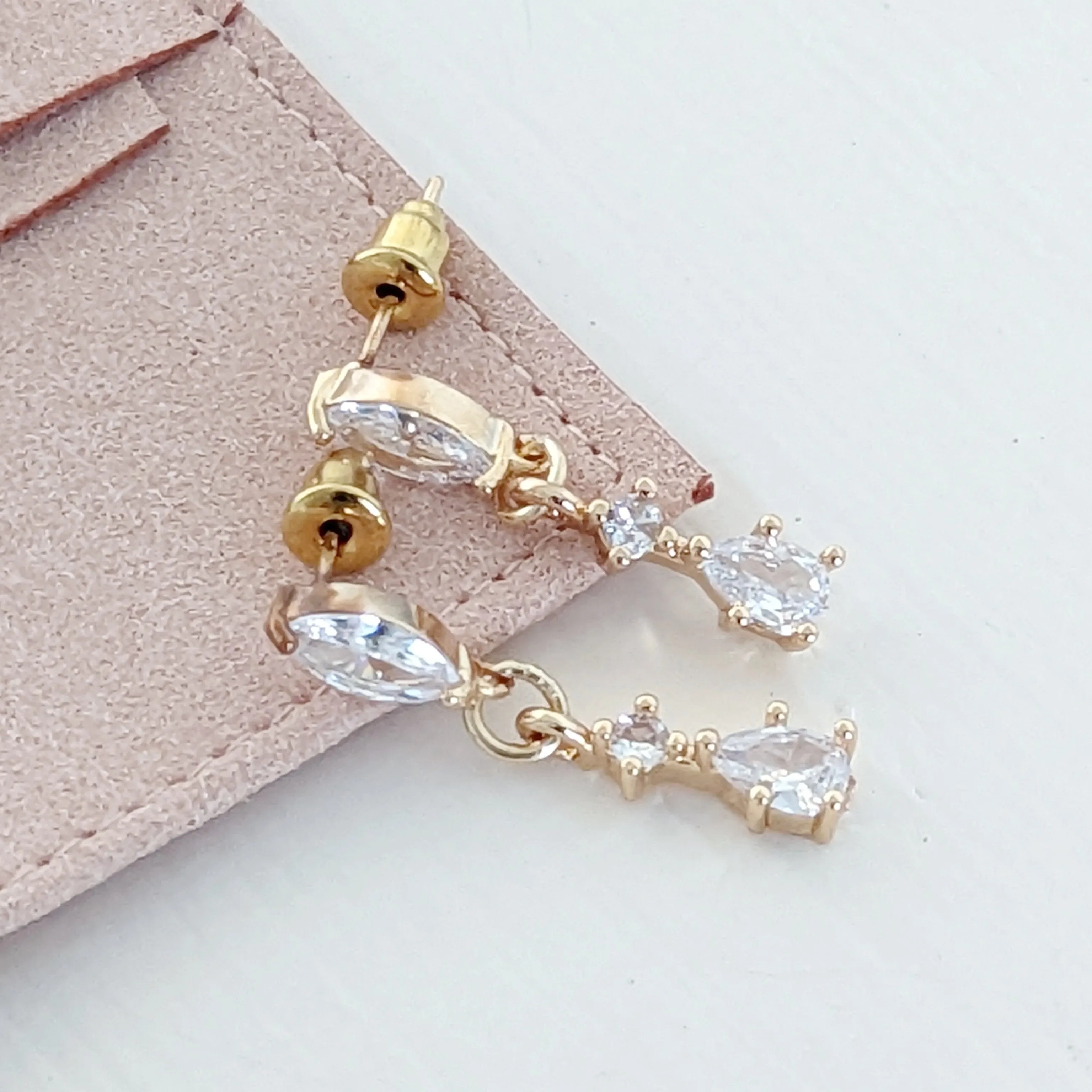 Minimalist Cubic Zirconia Earrings