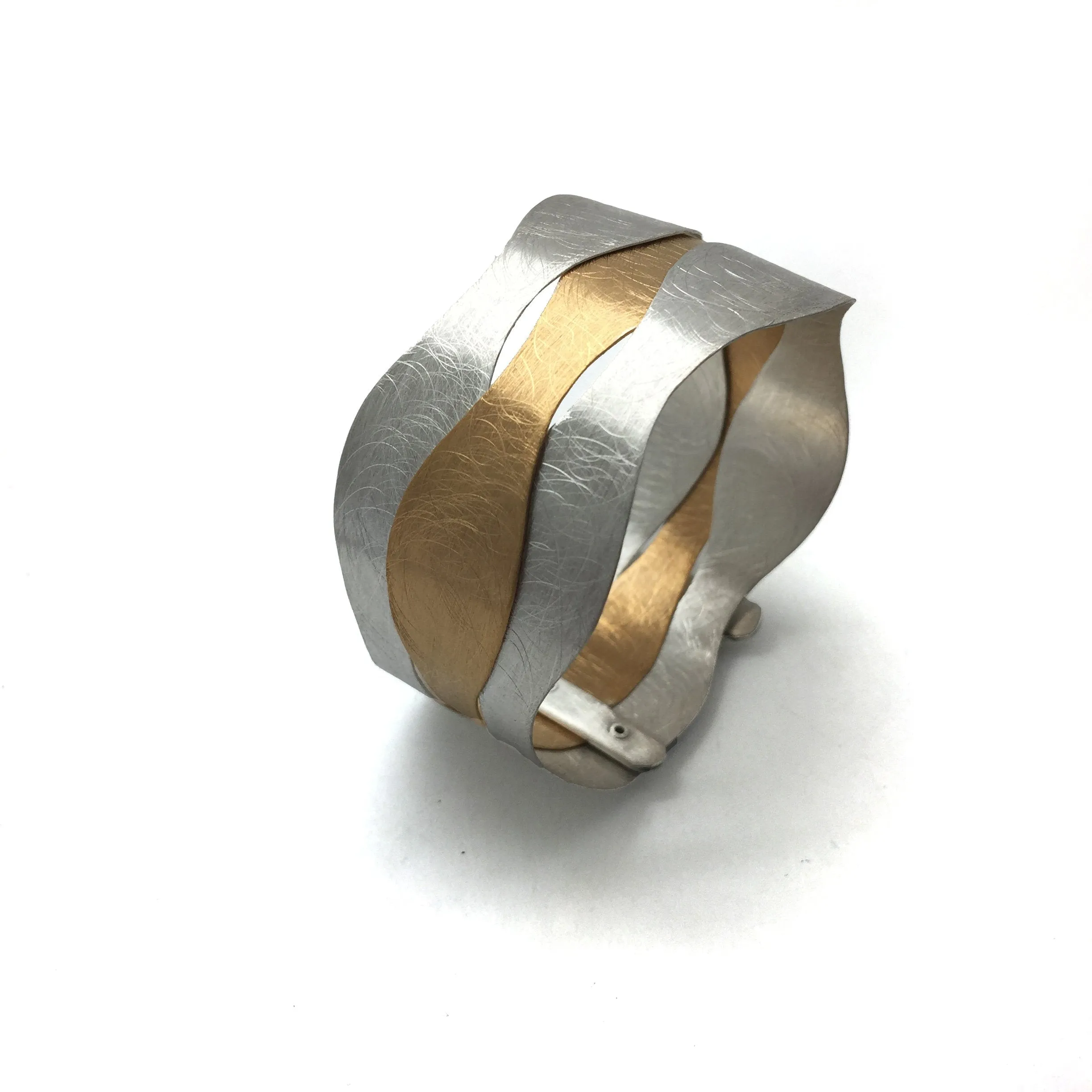 Overlapping Wave Bracelet - Silver/Gold