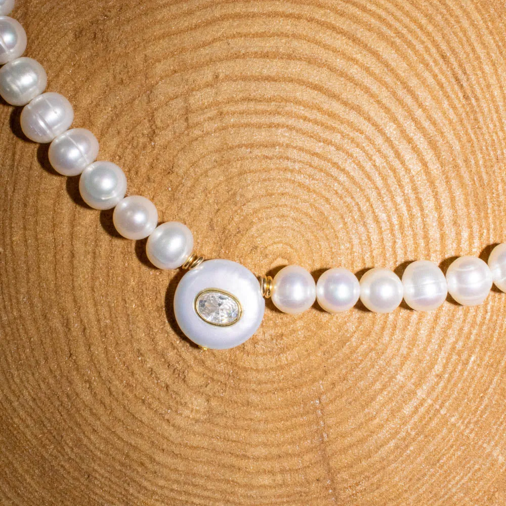 Paola Marassi - Moon Necklace (Freshwater Pearl/White Topaz Round)