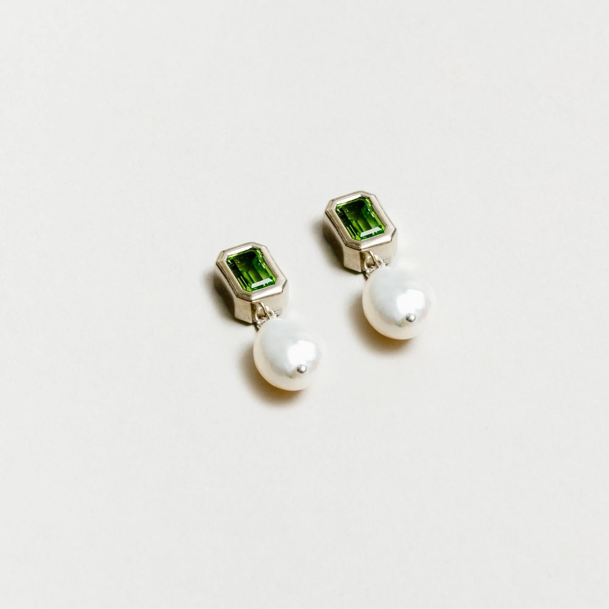 Penelope Rectangle Earrings (Peridot & Silver)