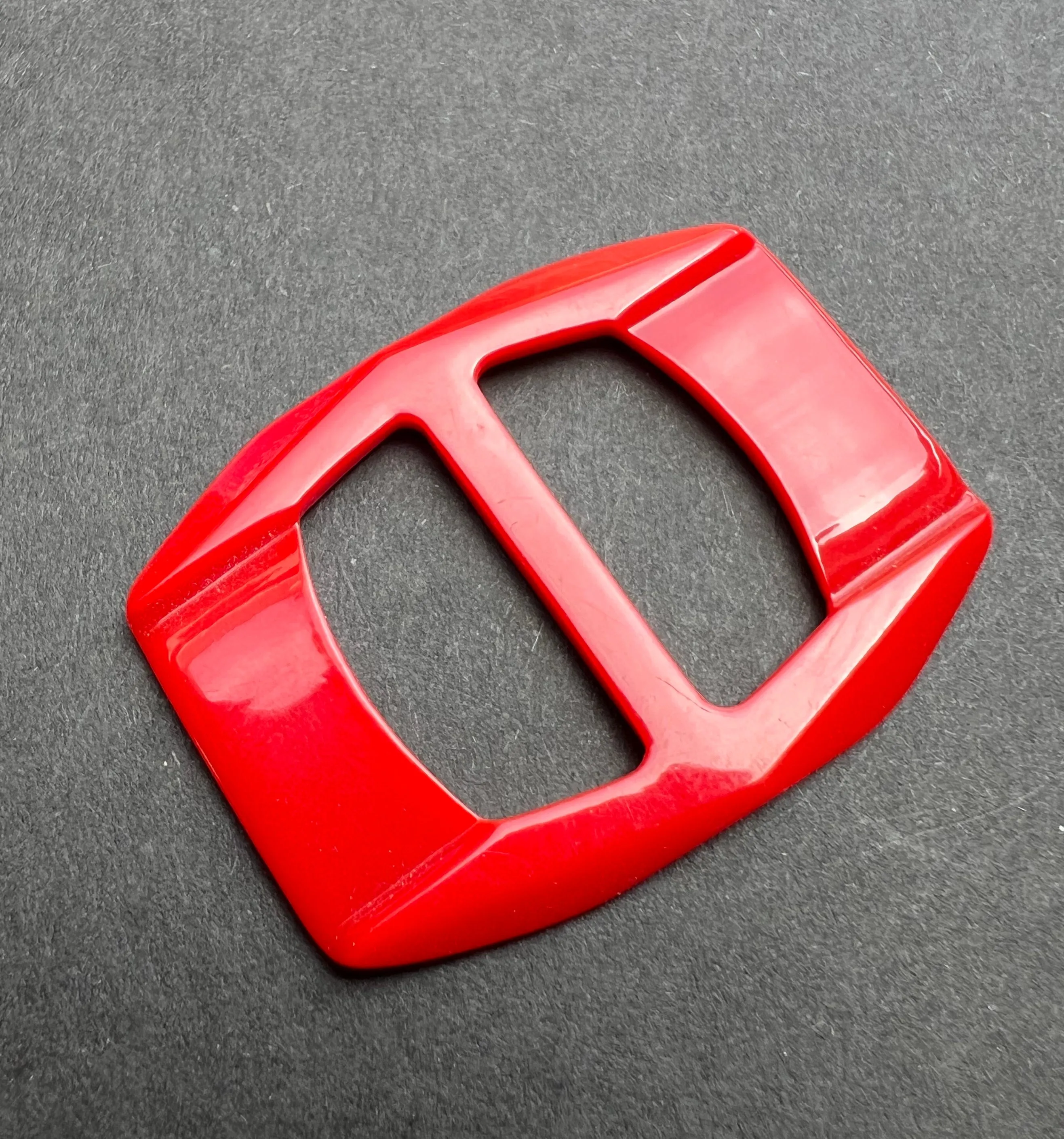 Sleek Red Mid century 4.4cm Belt Buckle - Unused Old Shop Stock