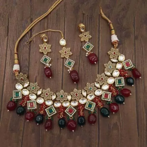 Star Antique Kundan Necklace Set