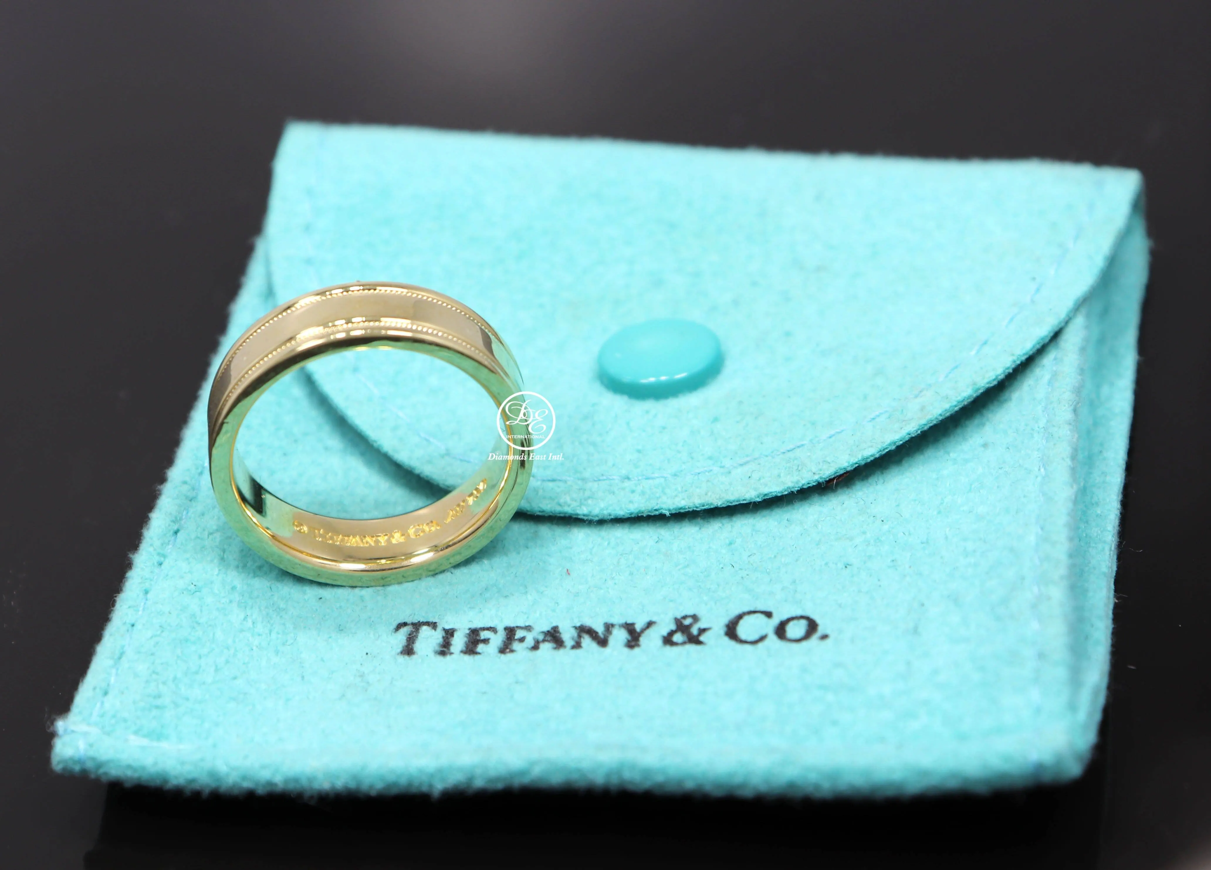 Tiffany & Co. Ring 18K Yellow Gold Wedding Band Ring Size 8