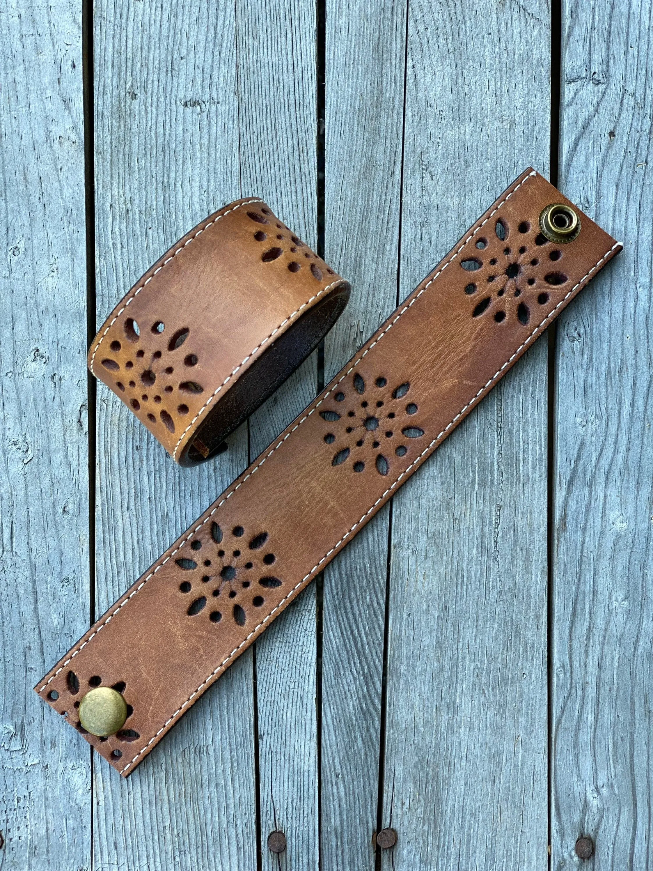 Upcycled Leather Belt Cuff, Reclaimed Leather Shawl Scarf Cuff, Rocker Concert Boho Festival Wear, Snap on Bracelet