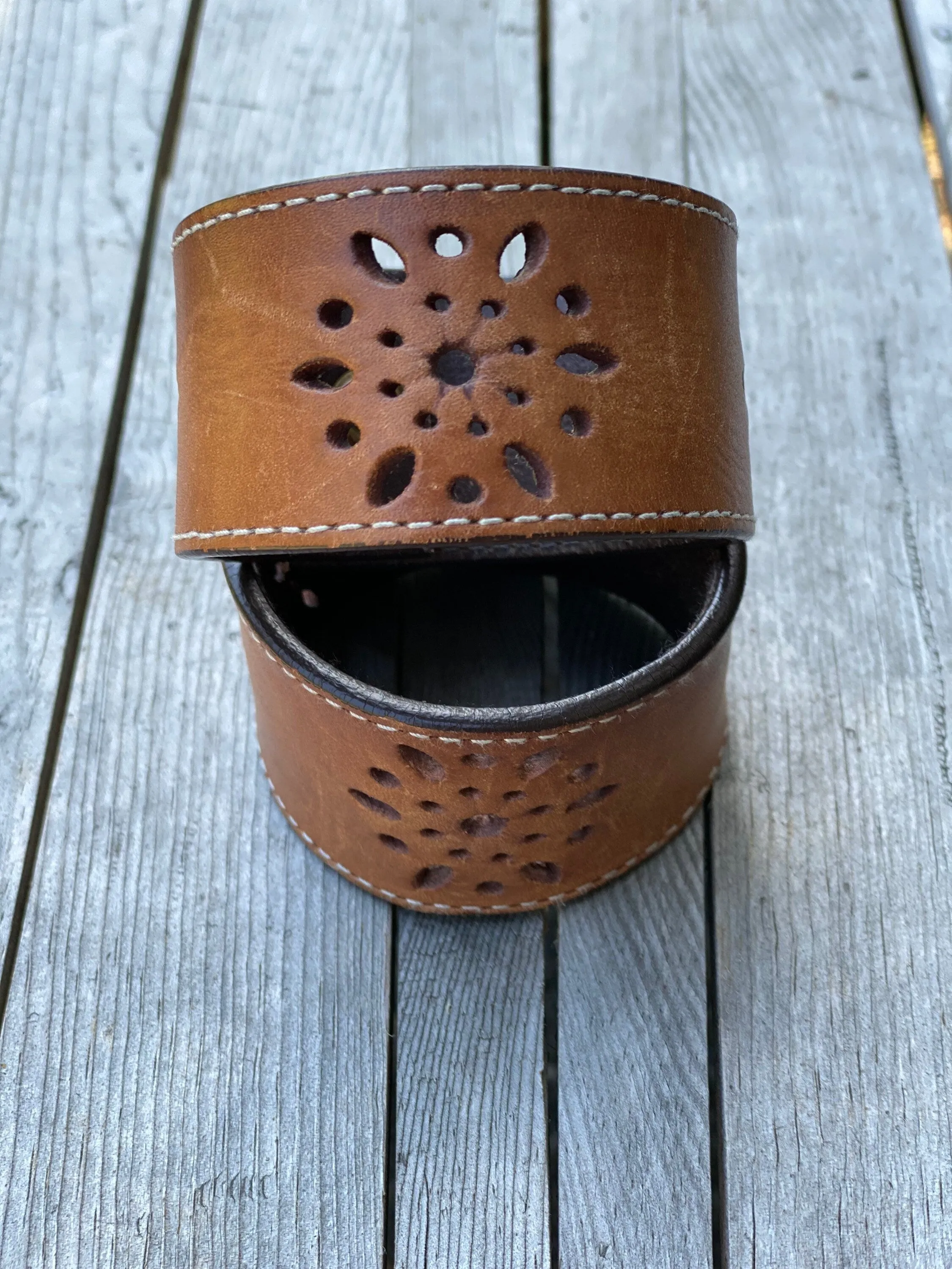 Upcycled Leather Belt Cuff, Reclaimed Leather Shawl Scarf Cuff, Rocker Concert Boho Festival Wear, Snap on Bracelet