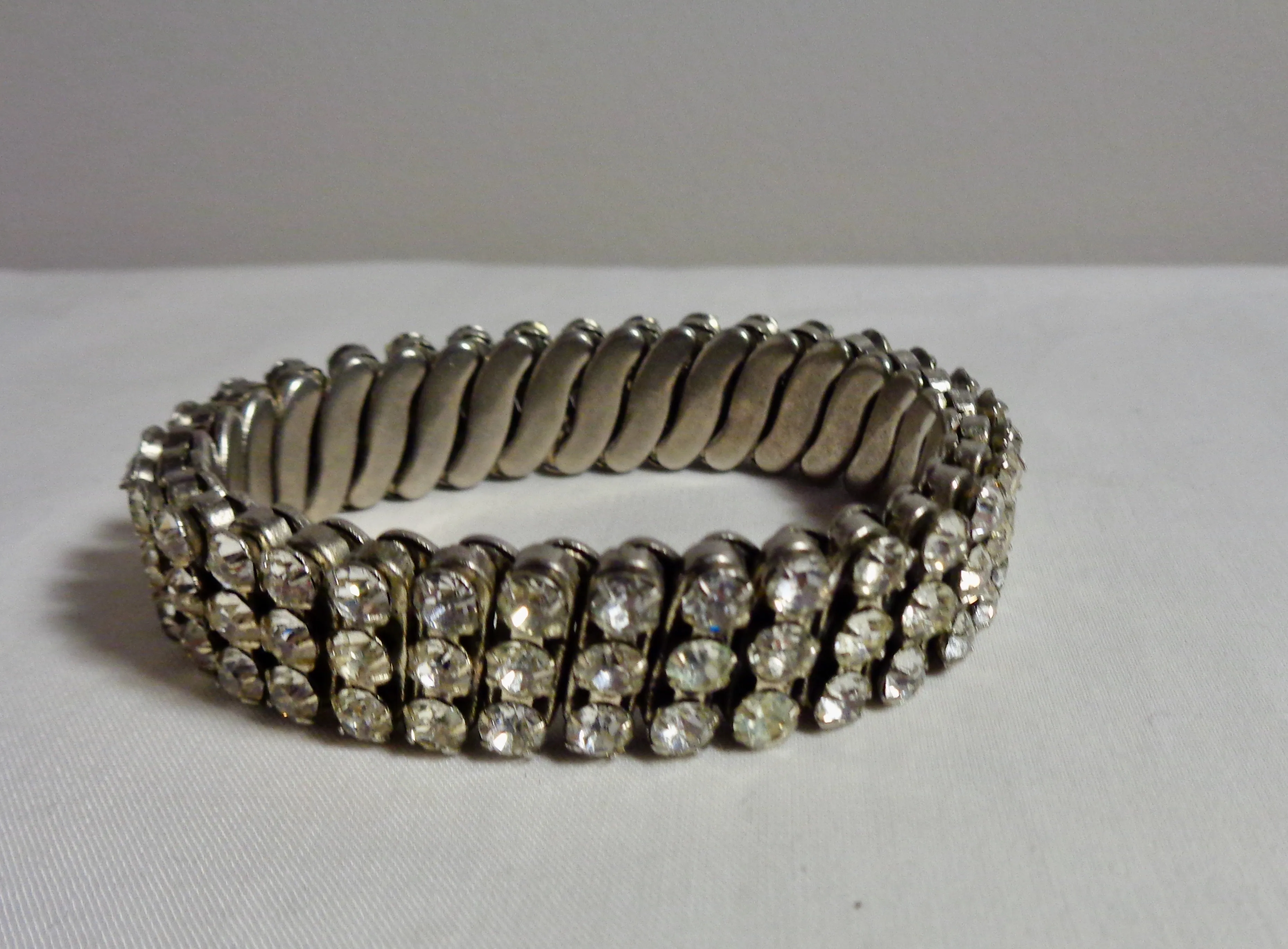 Vintage Diamante Expandable Bracelet